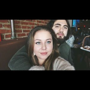 Meet your Posher, Constance